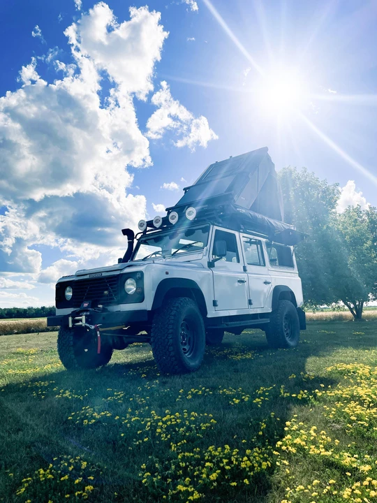 1996 Land Rover Defender 110 - Image 8 of 28