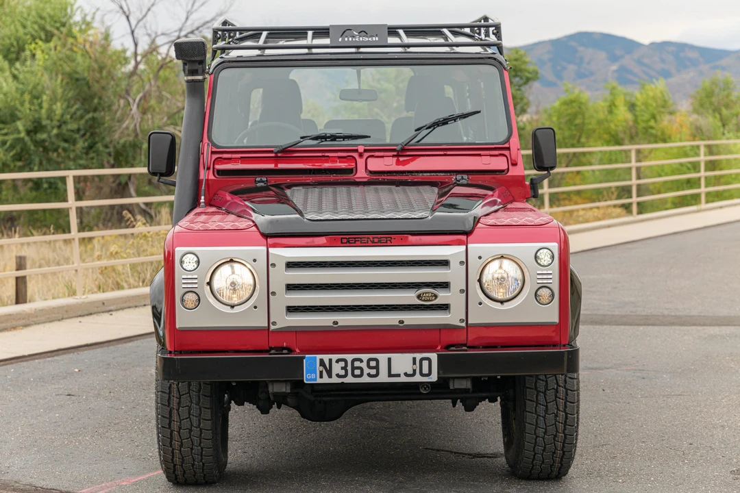1996 Land Rover Defender 110 - Image 2 of 31