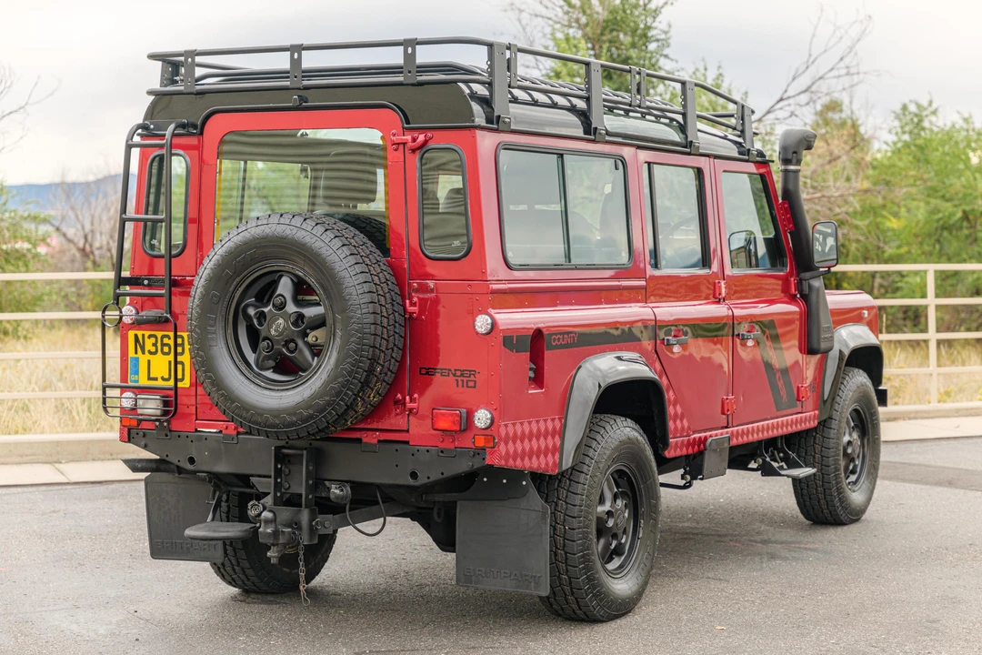 1996 Land Rover Defender 110 - Image 4 of 31