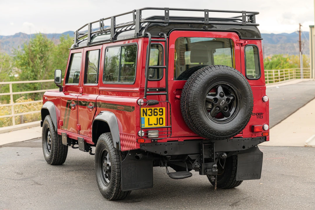 1996 Land Rover Defender 110 - Image 7 of 31