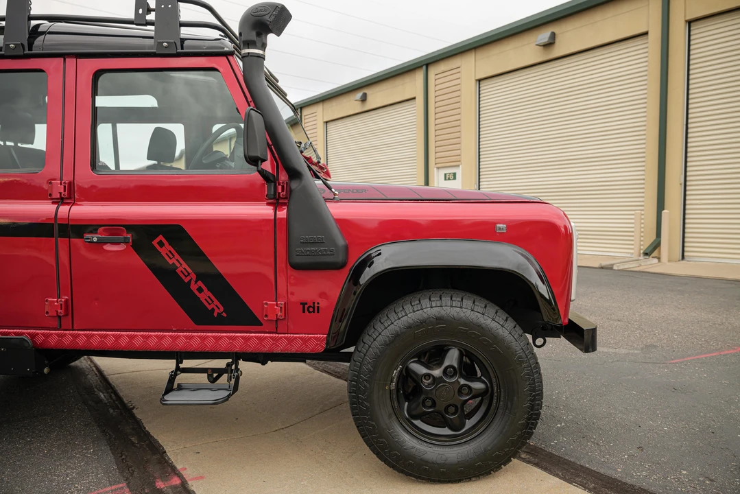 1996 Land Rover Defender 110 - Image 29 of 31