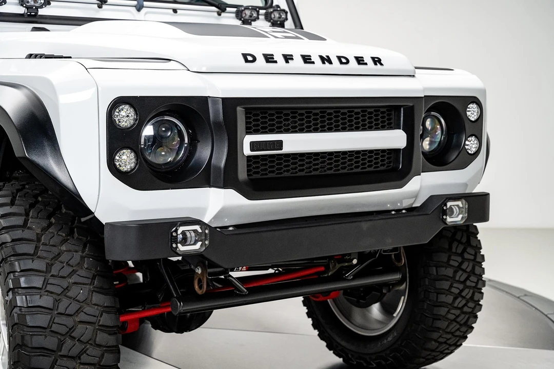 1996 Land Rover Defender 110 - Image 13 of 17