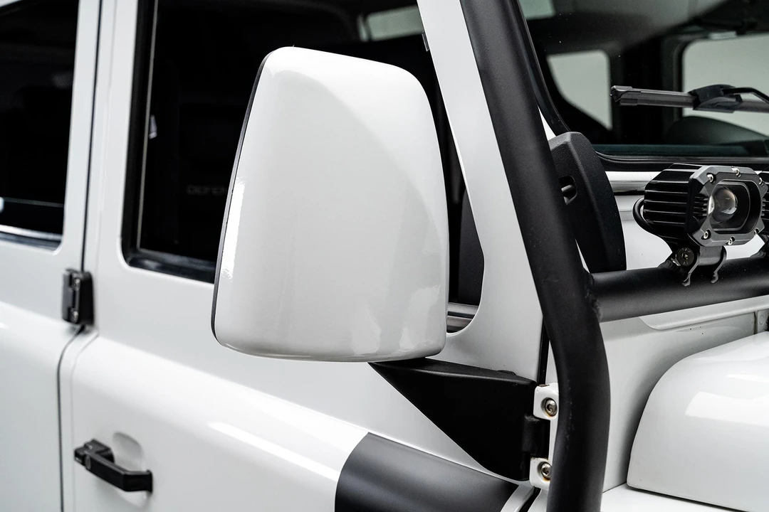 1996 Land Rover Defender 110 - Image 14 of 17