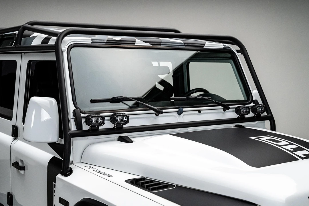 1996 Land Rover Defender 110 - Image 17 of 17