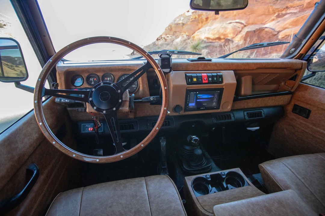 1996 Land Rover Defender 110 - Image 30 of 31