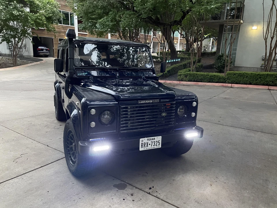 1996 Land Rover Defender 110 - Image 13 of 31