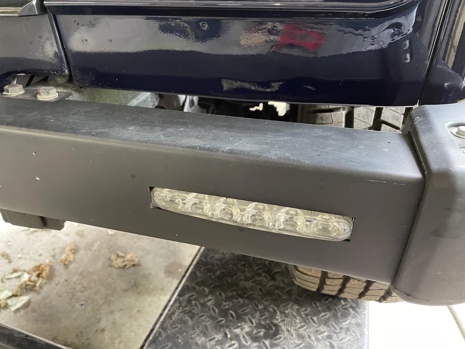 1996 Land Rover Defender 110 - Image 18 of 31