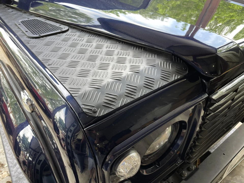 1996 Land Rover Defender 110 - Image 14 of 31