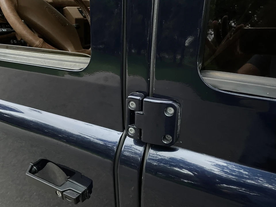 1996 Land Rover Defender 110 - Image 22 of 31
