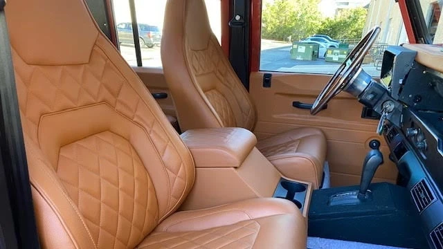 1996 Land Rover Defender 110 - Image 13 of 31