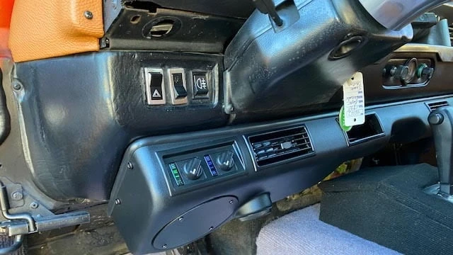 1996 Land Rover Defender 110 - Image 20 of 31