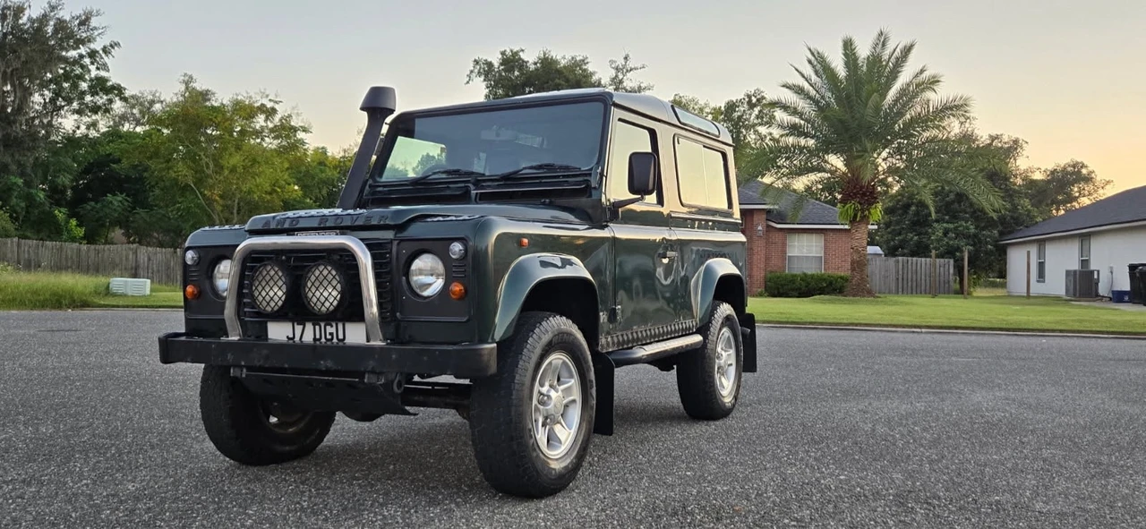 1996 Land Rover Defender 90 - Image 2 of 16