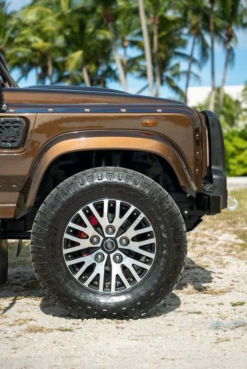 1996 Land Rover Defender 90 - Image 3 of 21
