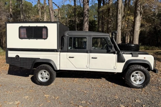1996 Land Rover Defender 130 - Image 3 of 8