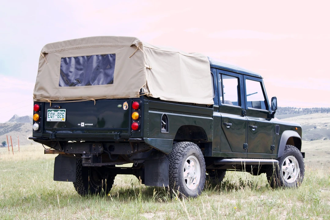 1996 Land Rover Defender 130 - Image 11 of 31