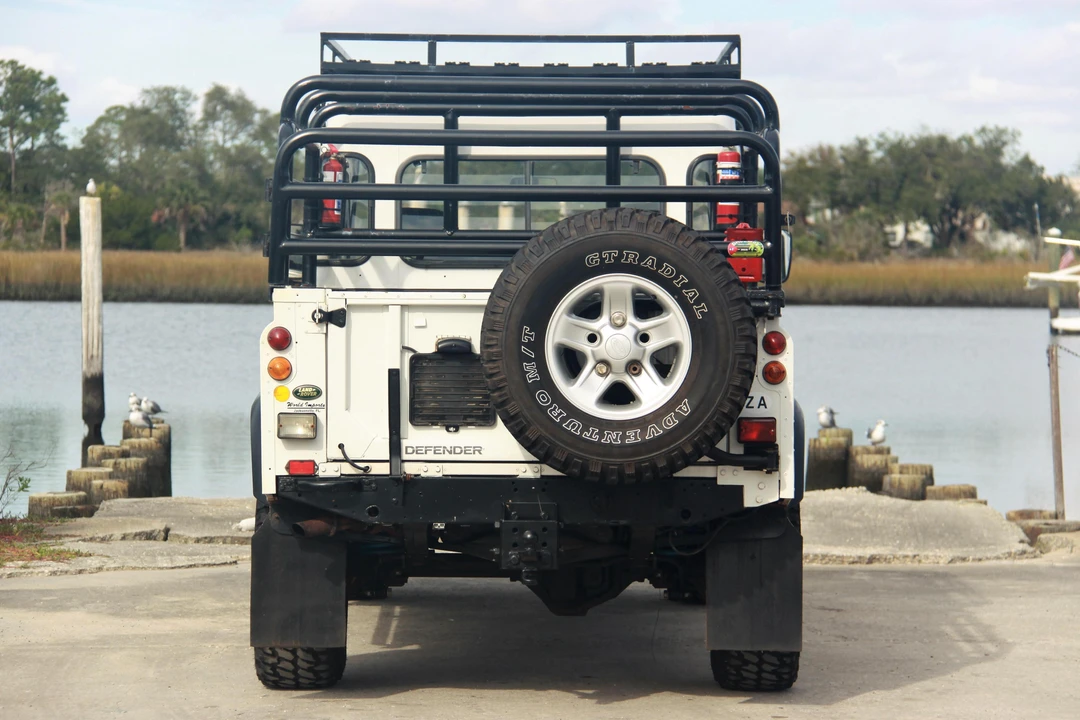 1996 Land Rover Defender 130 - Image 5 of 5