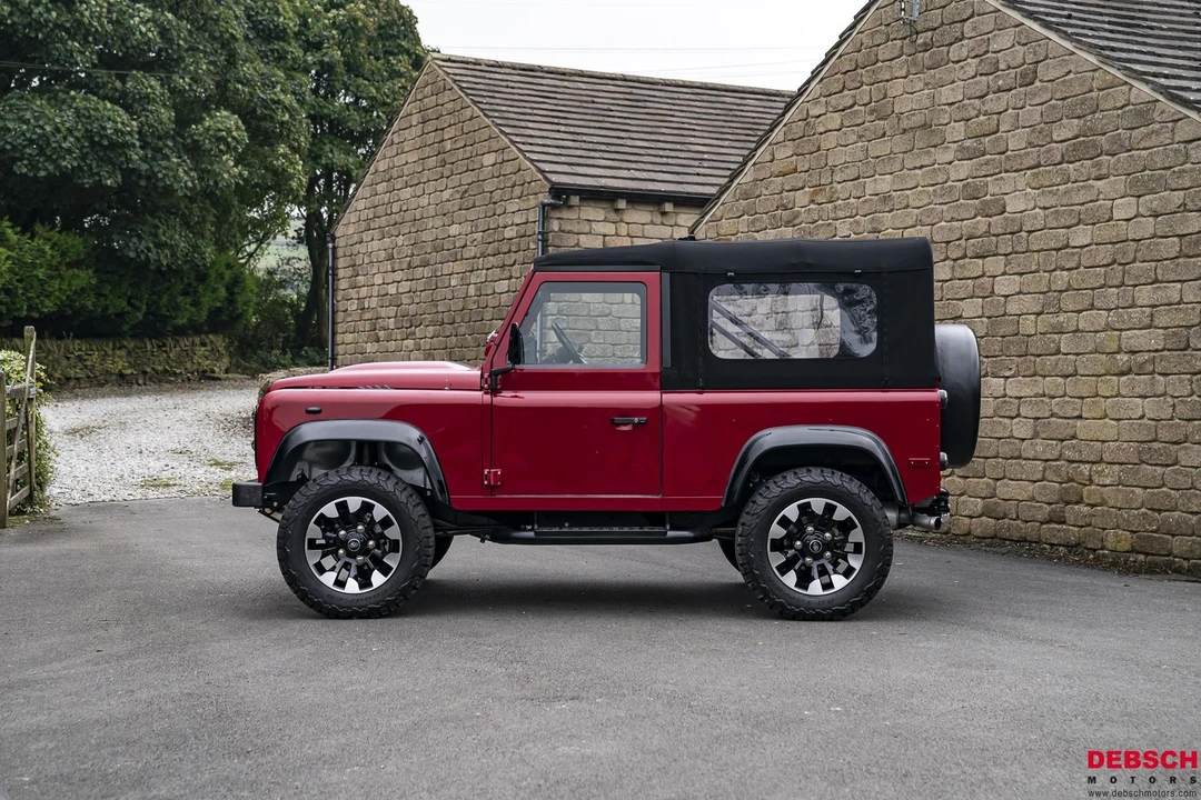 1996 Land Rover Defender - Image 7 of 31