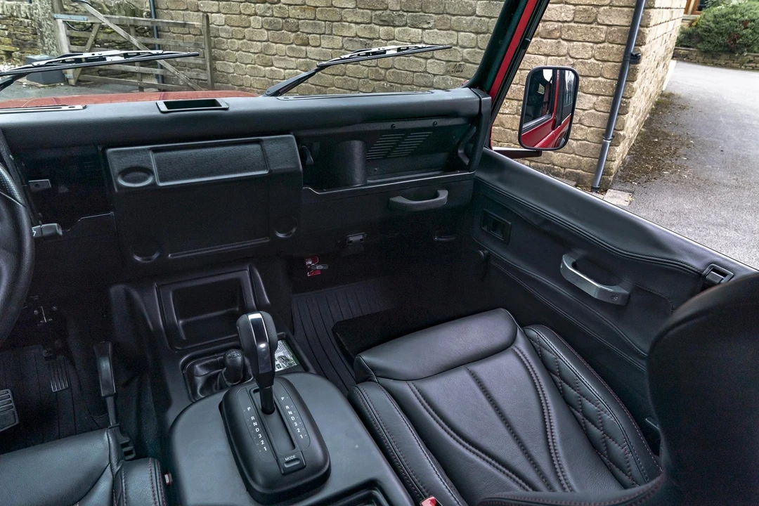 1996 Land Rover Defender - Image 13 of 31