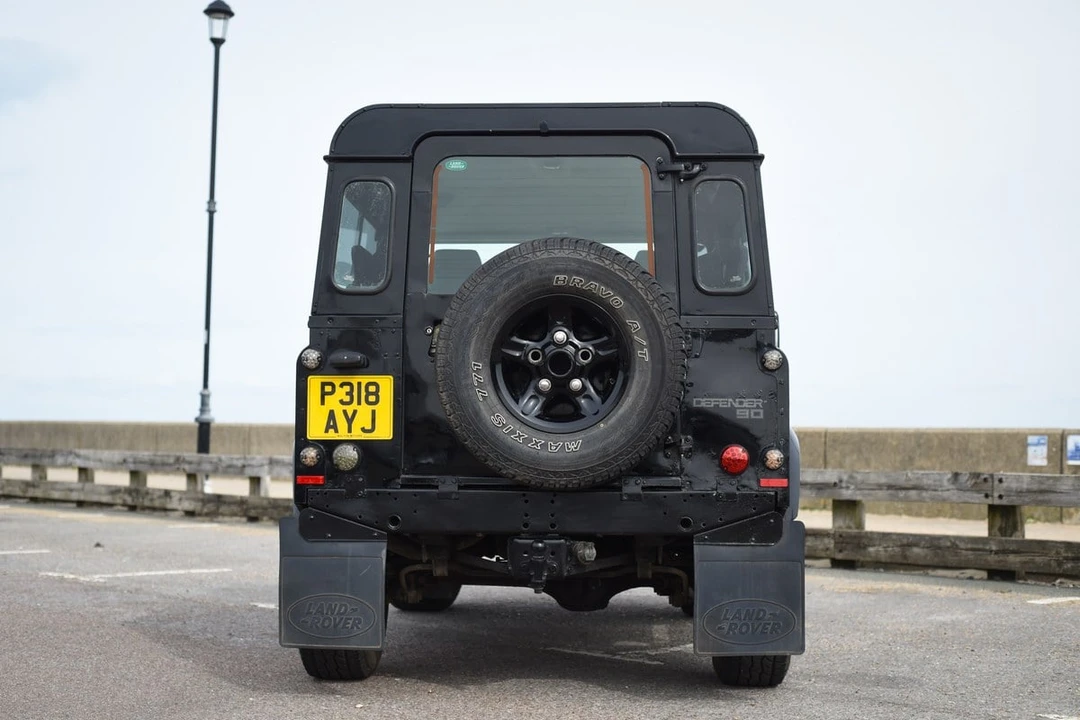 1996 Land Rover Defender 90 - Image 5 of 30