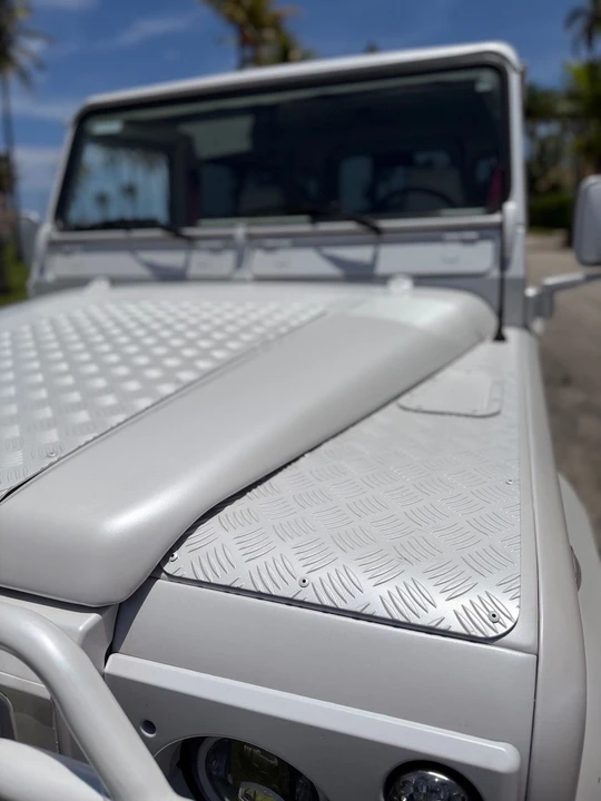 1996 Land Rover Defender 90 - Image 9 of 31