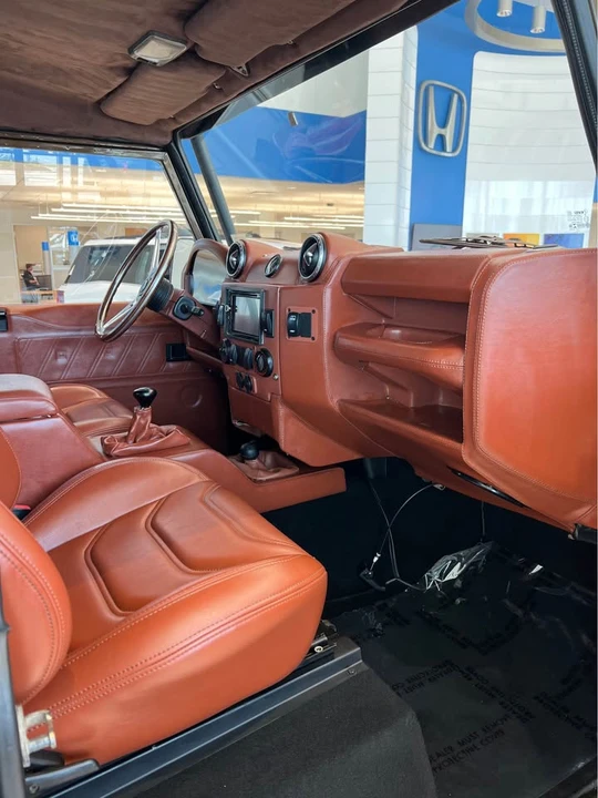 1996 Land Rover Defender 90 - Image 9 of 16