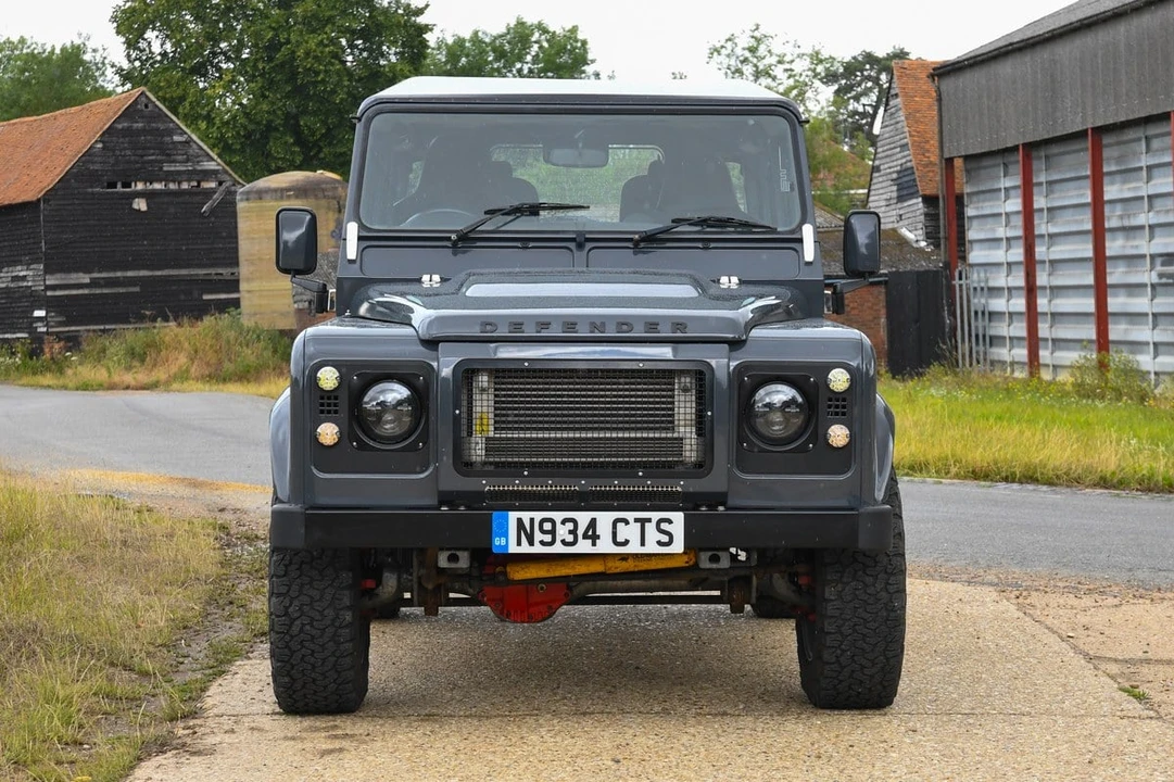 1996 Land Rover Defender 90 - Image 11 of 30