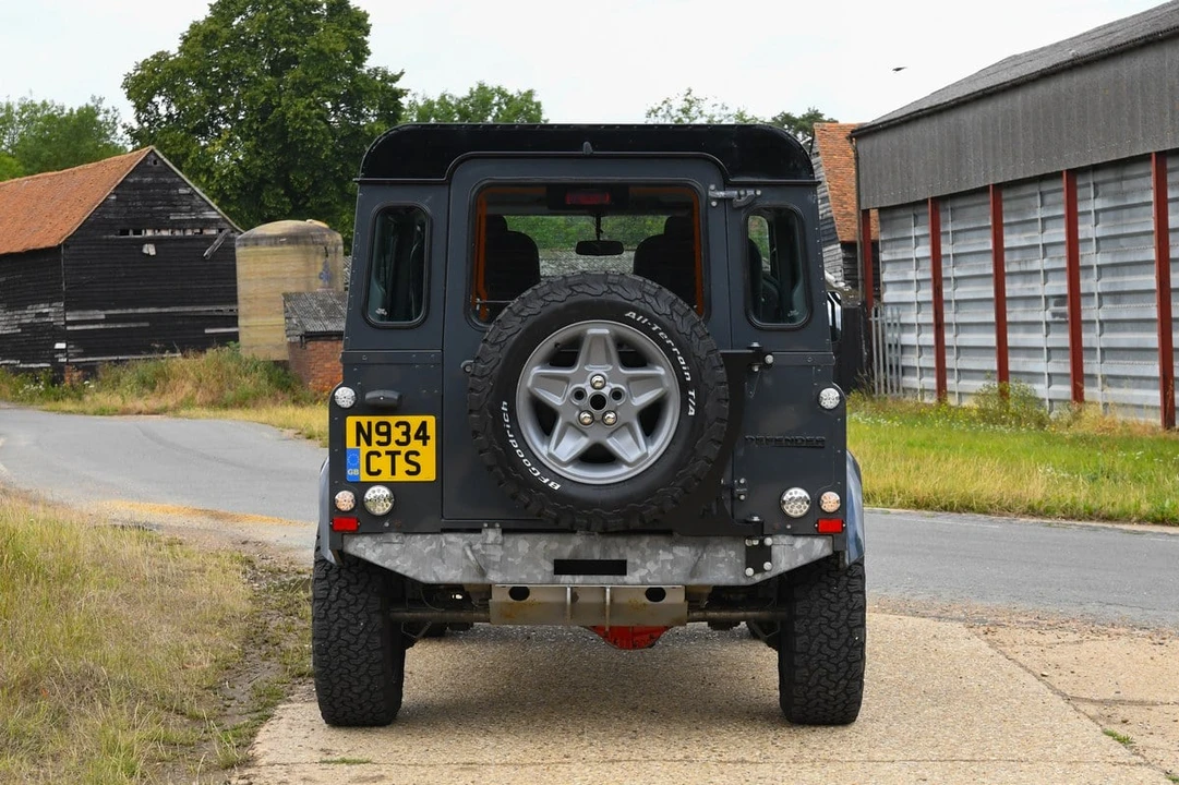 1996 Land Rover Defender 90 - Image 5 of 30