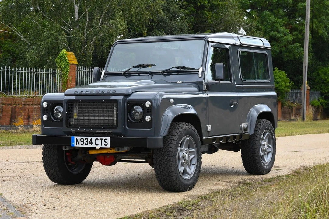 1996 Land Rover Defender 90 - Image 2 of 30