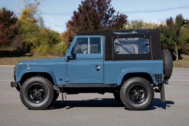 1996 Land Rover Defender 90 - Image 3 of 7