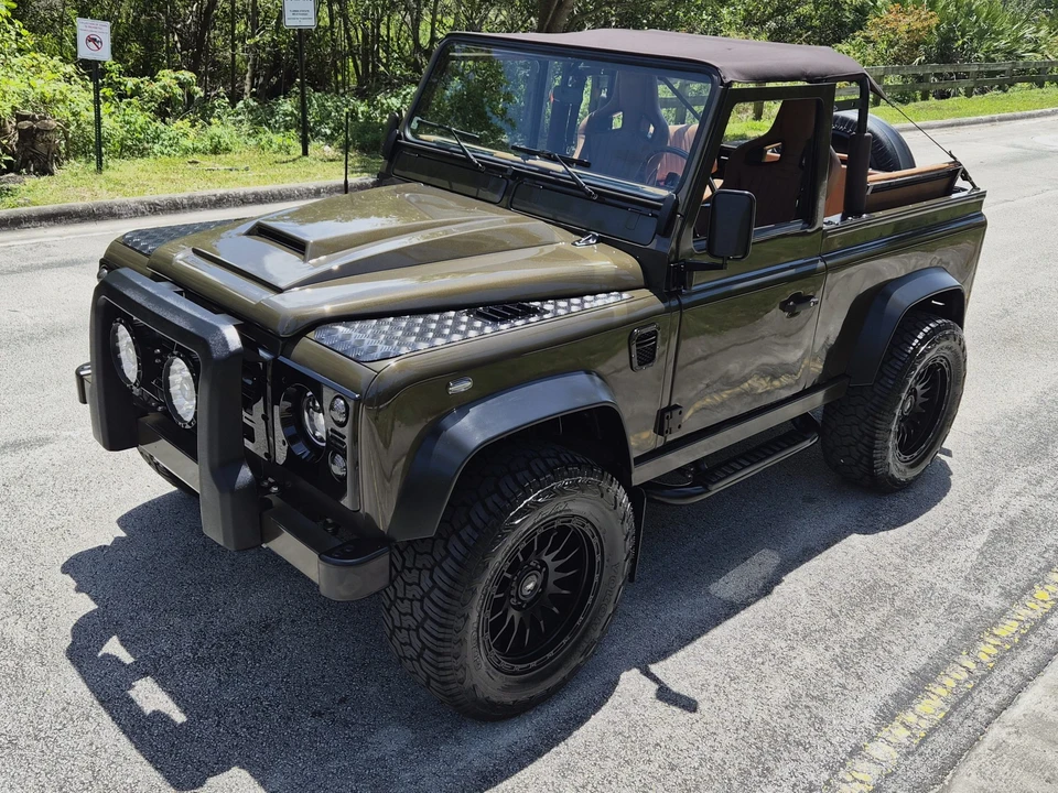 1996 Land Rover Defender 90 - Image 7 of 31