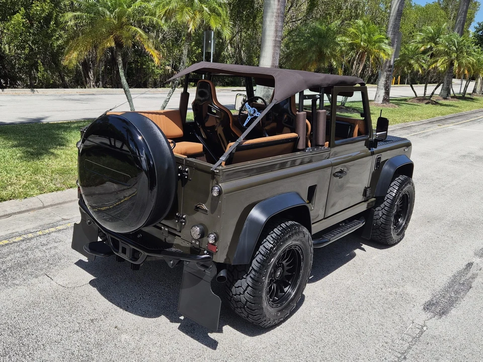 1996 Land Rover Defender 90 - Image 19 of 31