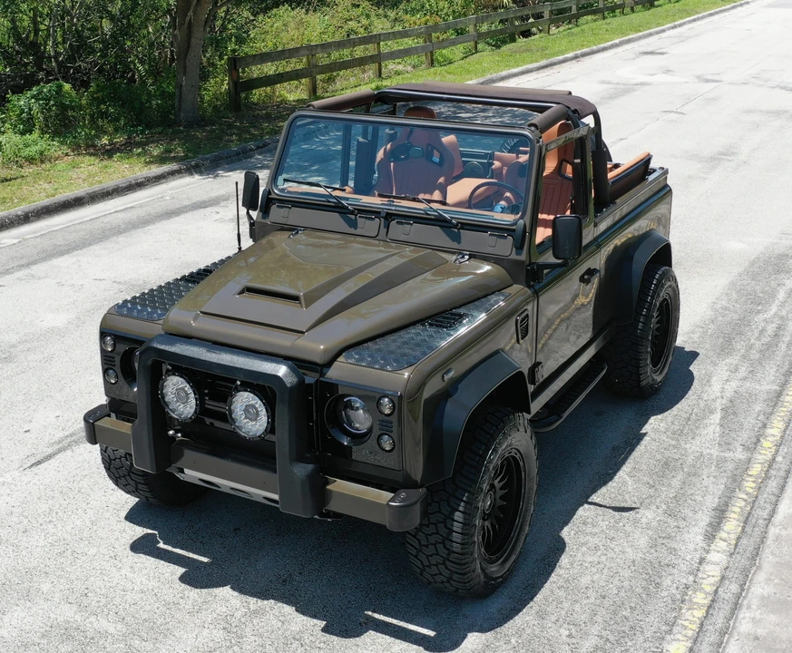 1996 Land Rover Defender 90 - Image 3 of 31