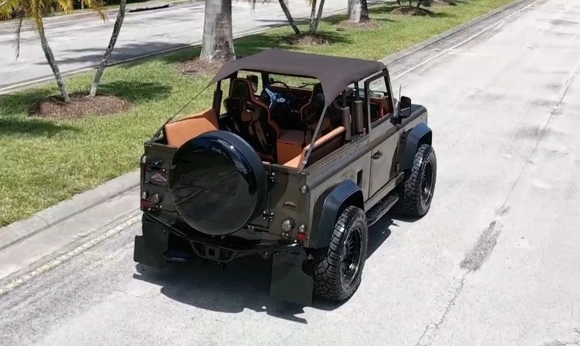 1996 Land Rover Defender 90 - Image 17 of 31