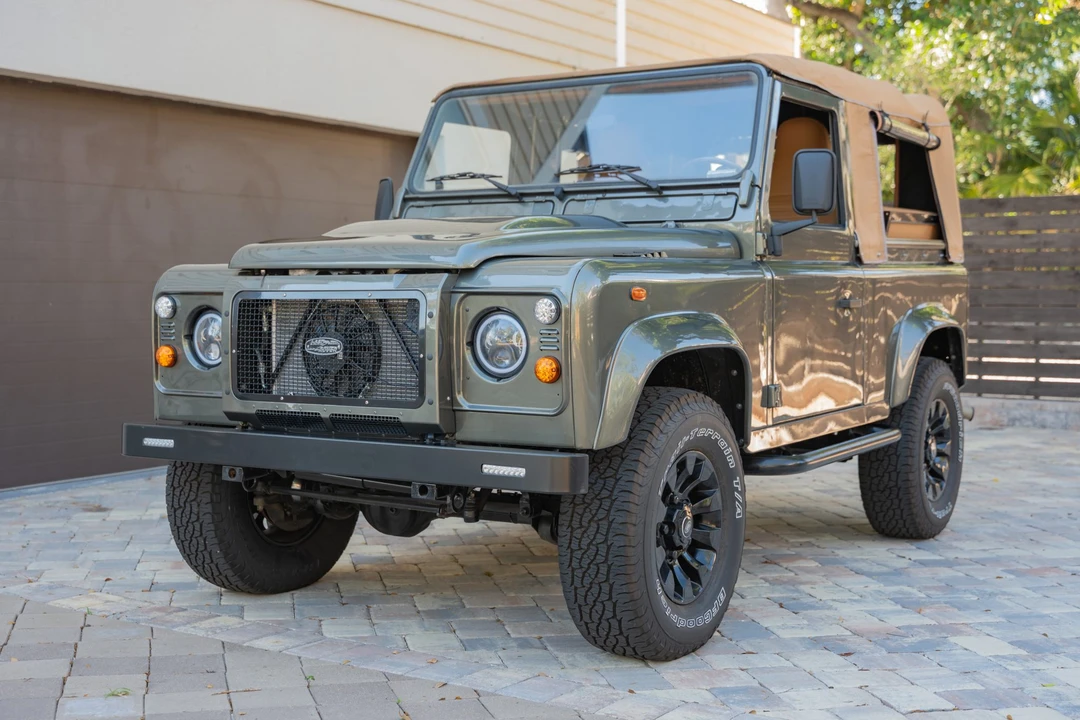 1996 Land Rover Defender 90 - Image 3 of 31