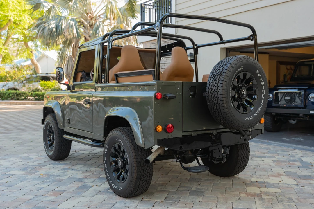 1996 Land Rover Defender 90 - Image 17 of 31