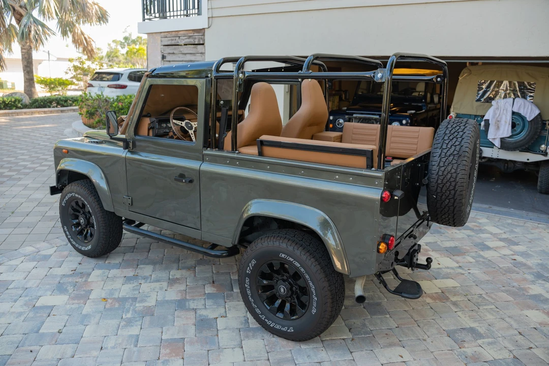 1996 Land Rover Defender 90 - Image 16 of 31
