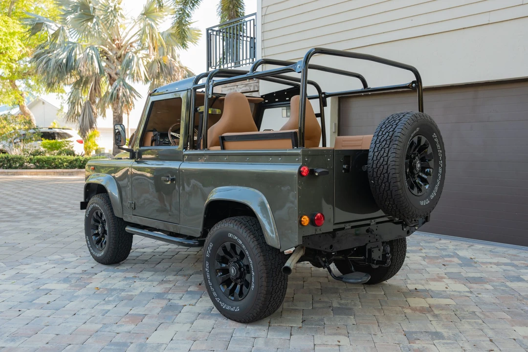 1996 Land Rover Defender 90 - Image 15 of 31