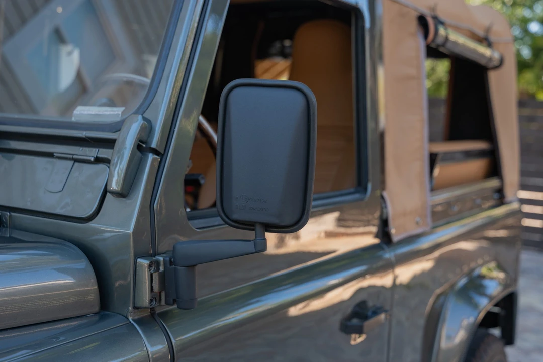 1996 Land Rover Defender 90 - Image 28 of 31