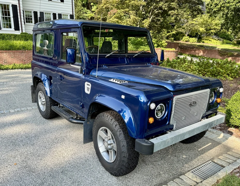 1996 Land Rover Defender 90 - Image 2 of 31