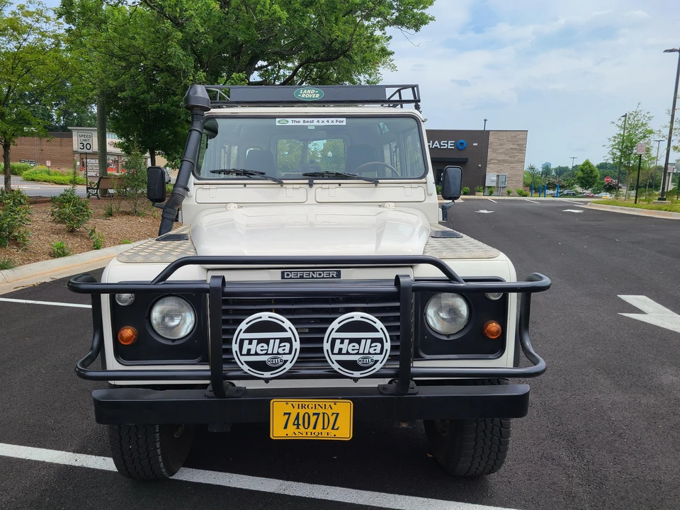 1996 Land Rover Defender 90 - Image 6 of 31