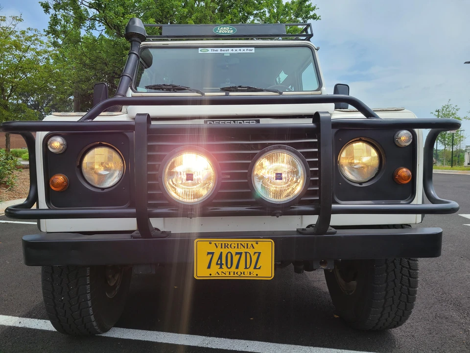 1996 Land Rover Defender 90 - Image 9 of 31