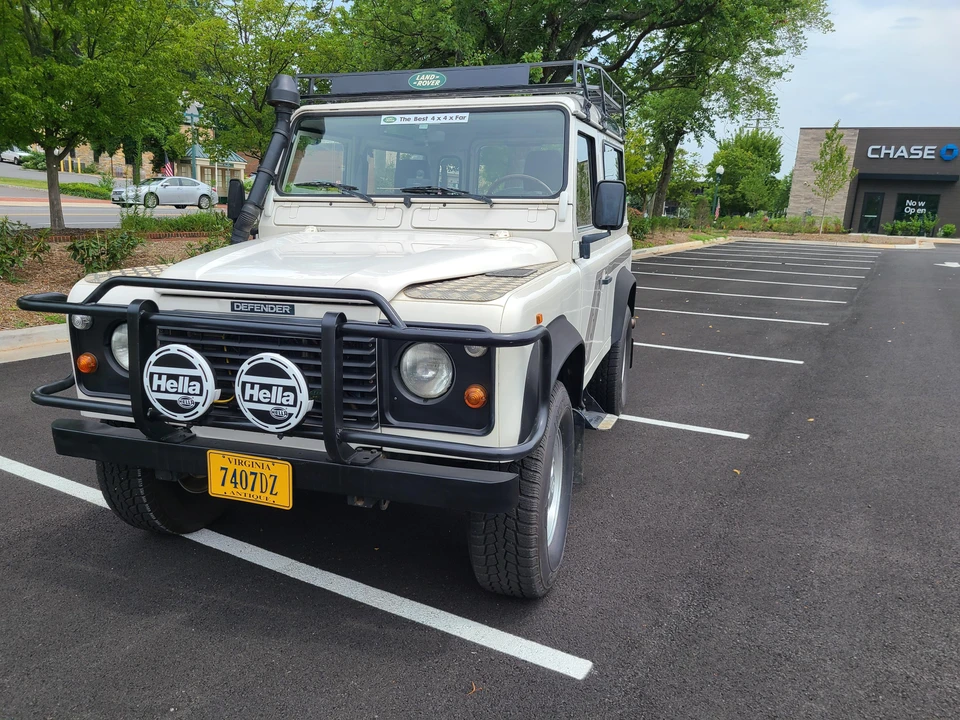 1996 Land Rover Defender 90 - Image 10 of 31