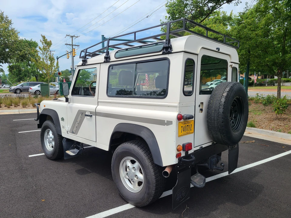 1996 Land Rover Defender 90 - Image 24 of 31