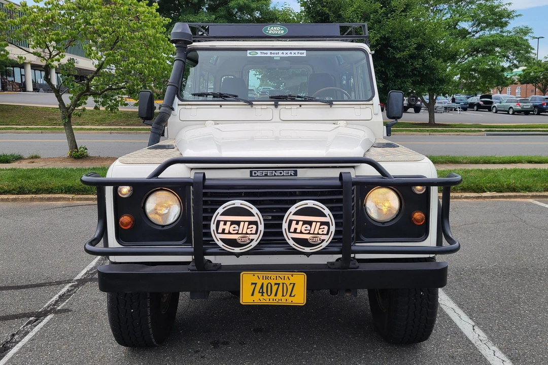 1996 Land Rover Defender 90 - Image 2 of 31