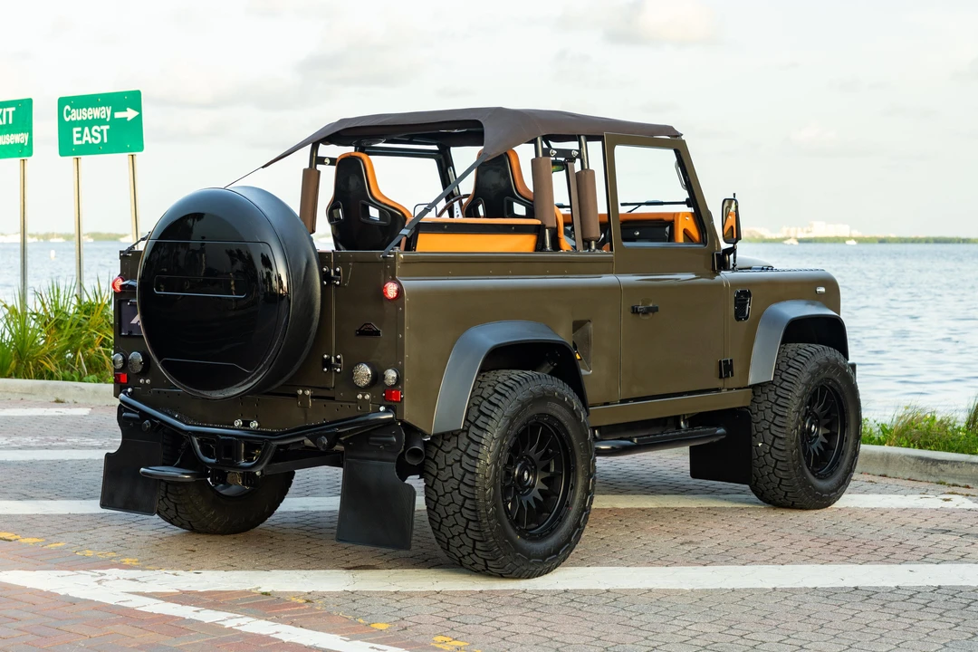 1996 Land Rover Defender 90 - Image 7 of 31