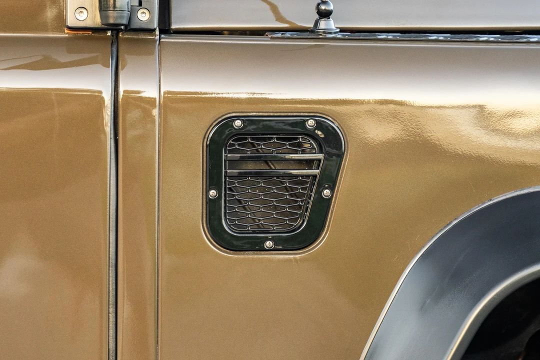 1996 Land Rover Defender 90 - Image 23 of 31