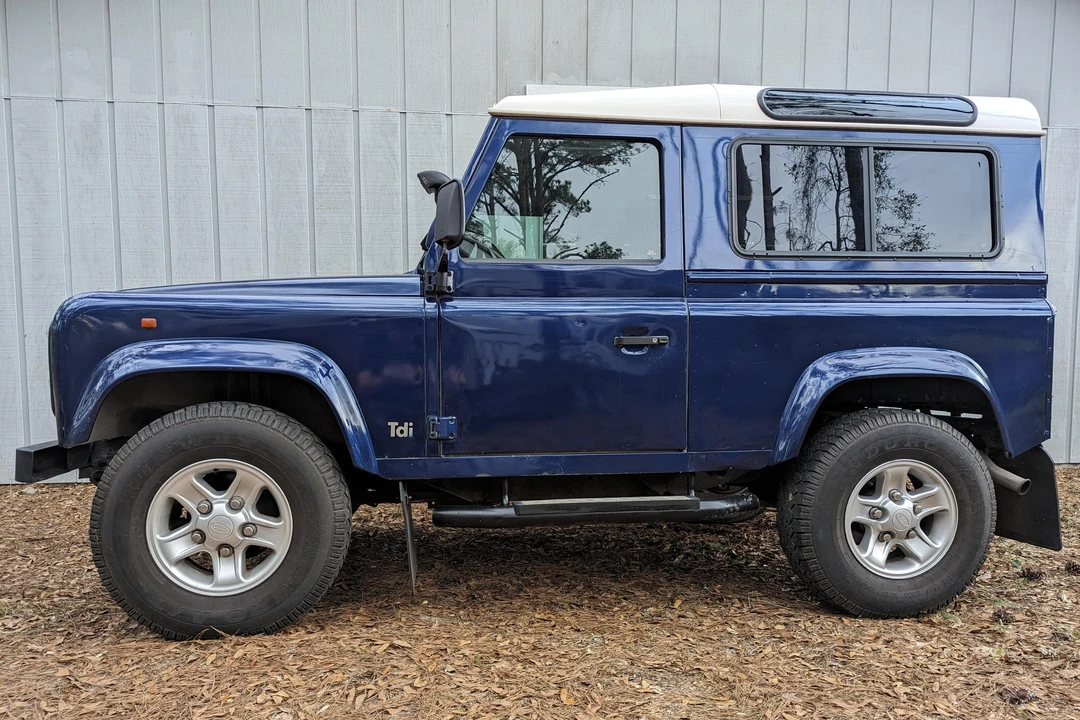 1996 Land Rover Defender 90 - Image 3 of 31