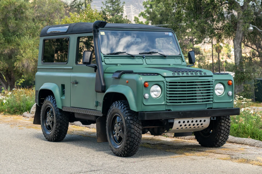 1996 Land Rover Defender 90 - Image 10 of 31