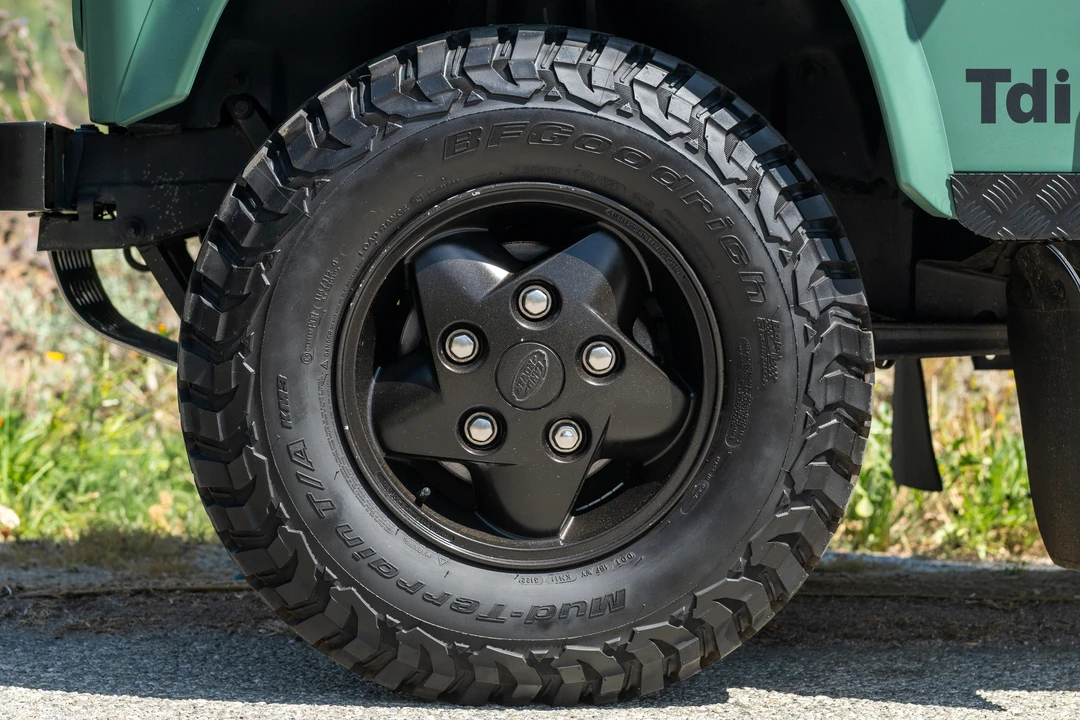 1996 Land Rover Defender 90 - Image 19 of 31