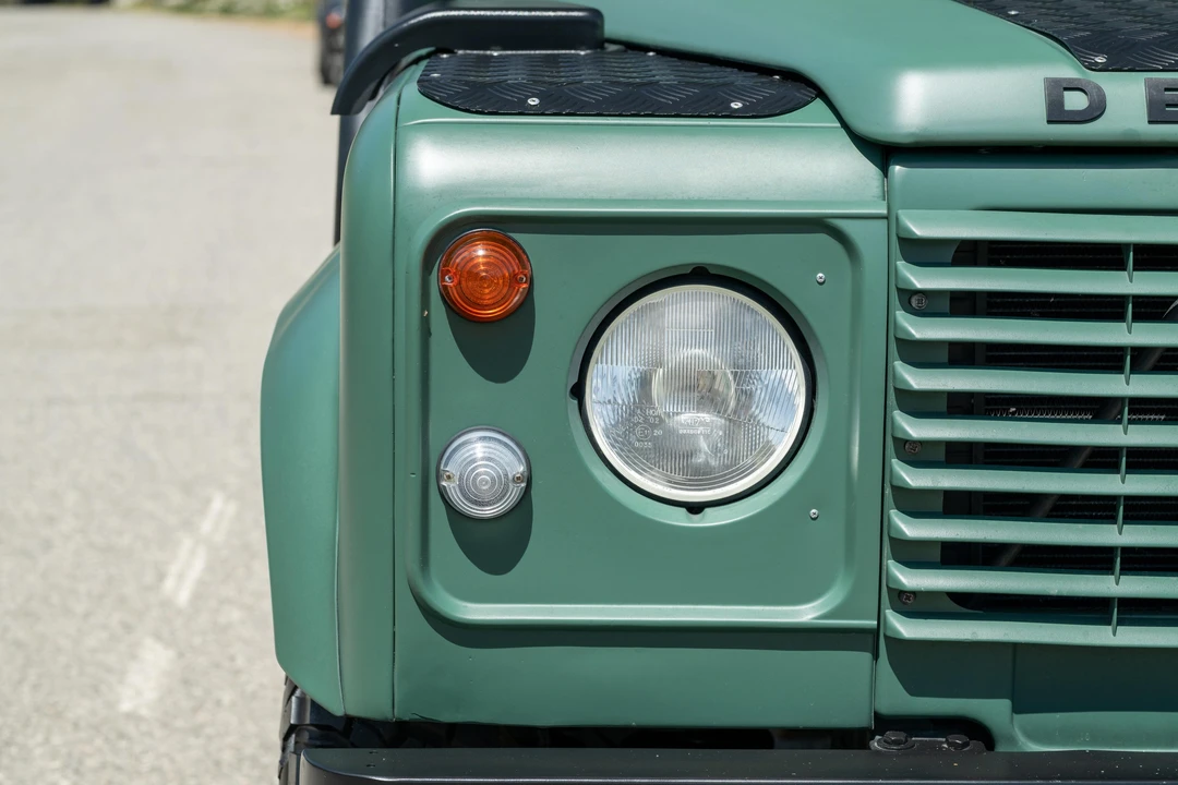 1996 Land Rover Defender 90 - Image 11 of 31
